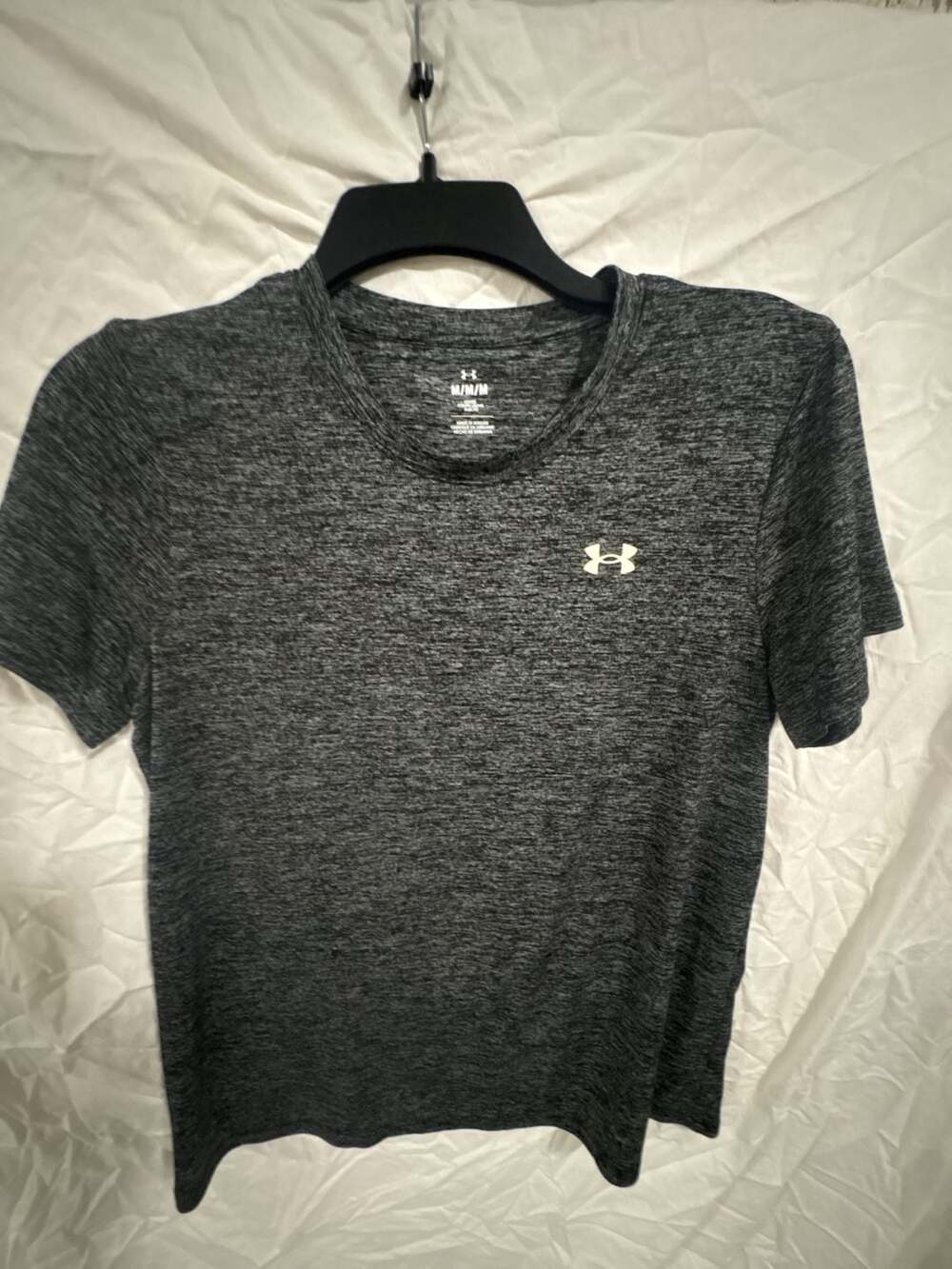 Under Armour Tech Twist Women's Short Sleeve Athletic T-Shirt Gray